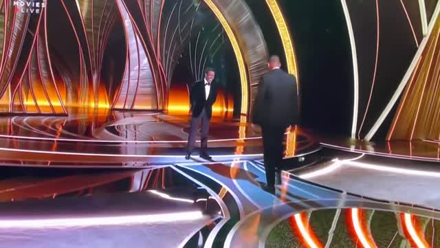 Damn! Will Smith Smacks Chris Rock at the Oscars