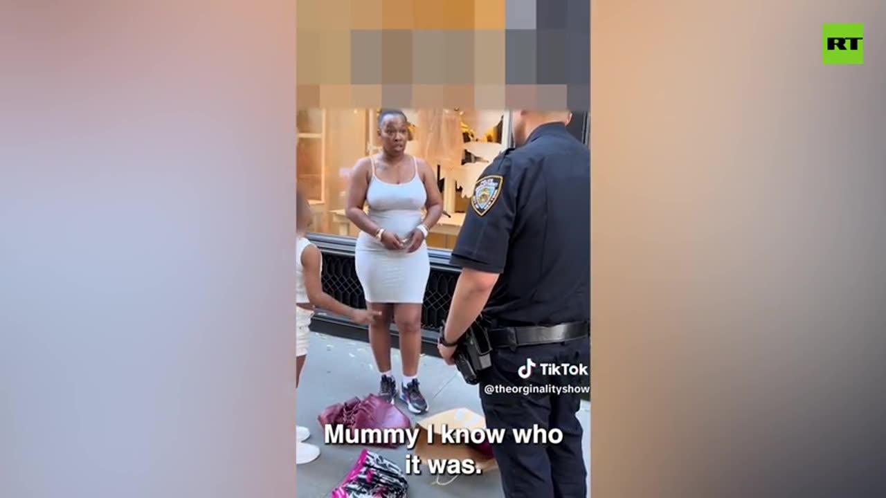 Little girl has profanity-laden meltdown at cops