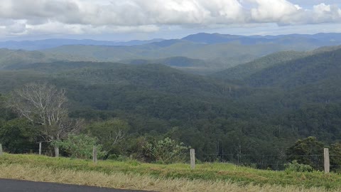 AUSTRALIA MONTAIN VIEW