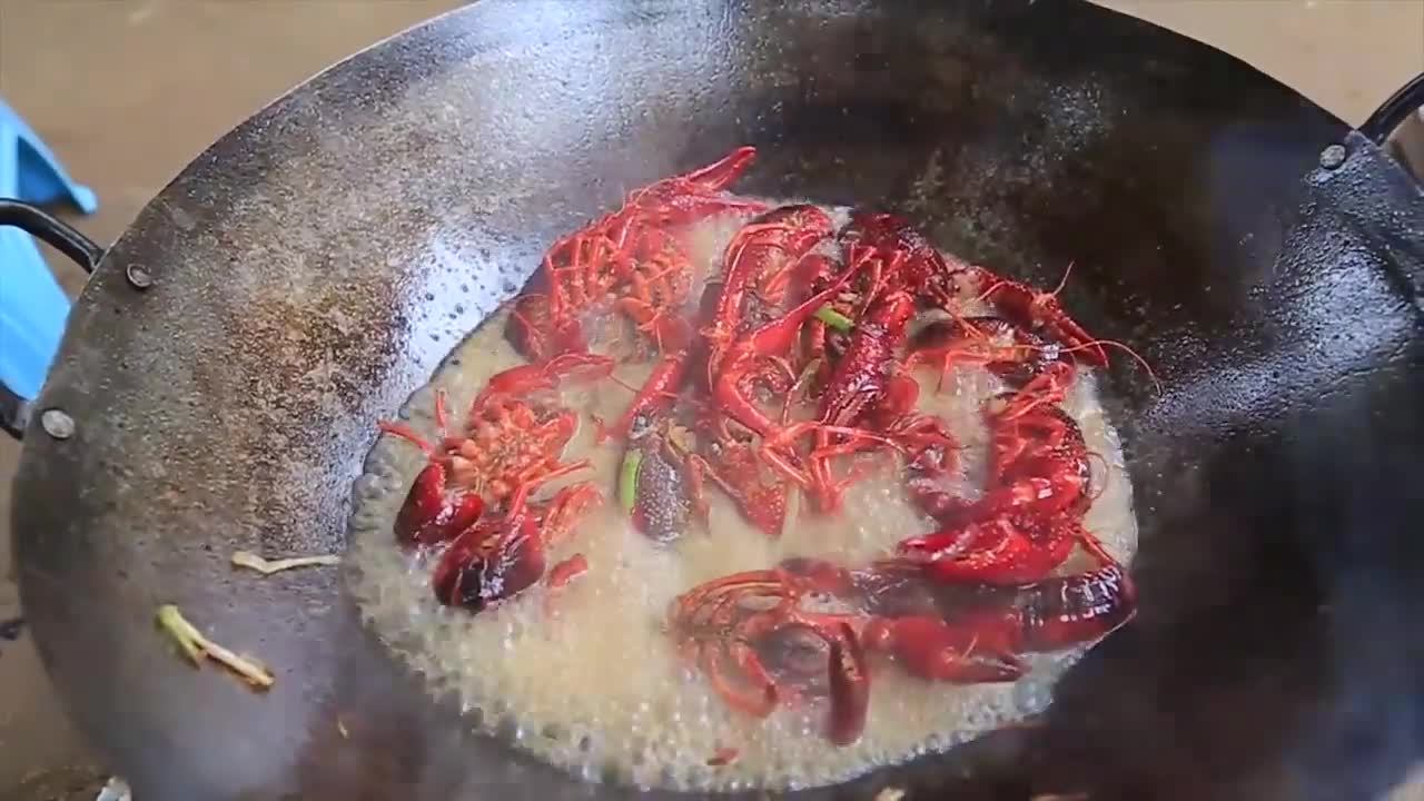 Yummy cooking crawfish recipe _ Cooking skills _ Khmer Survival Skills