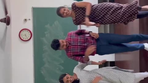 College students Viral Dance Video/TrendTracker #vairal #shorts # trend #new