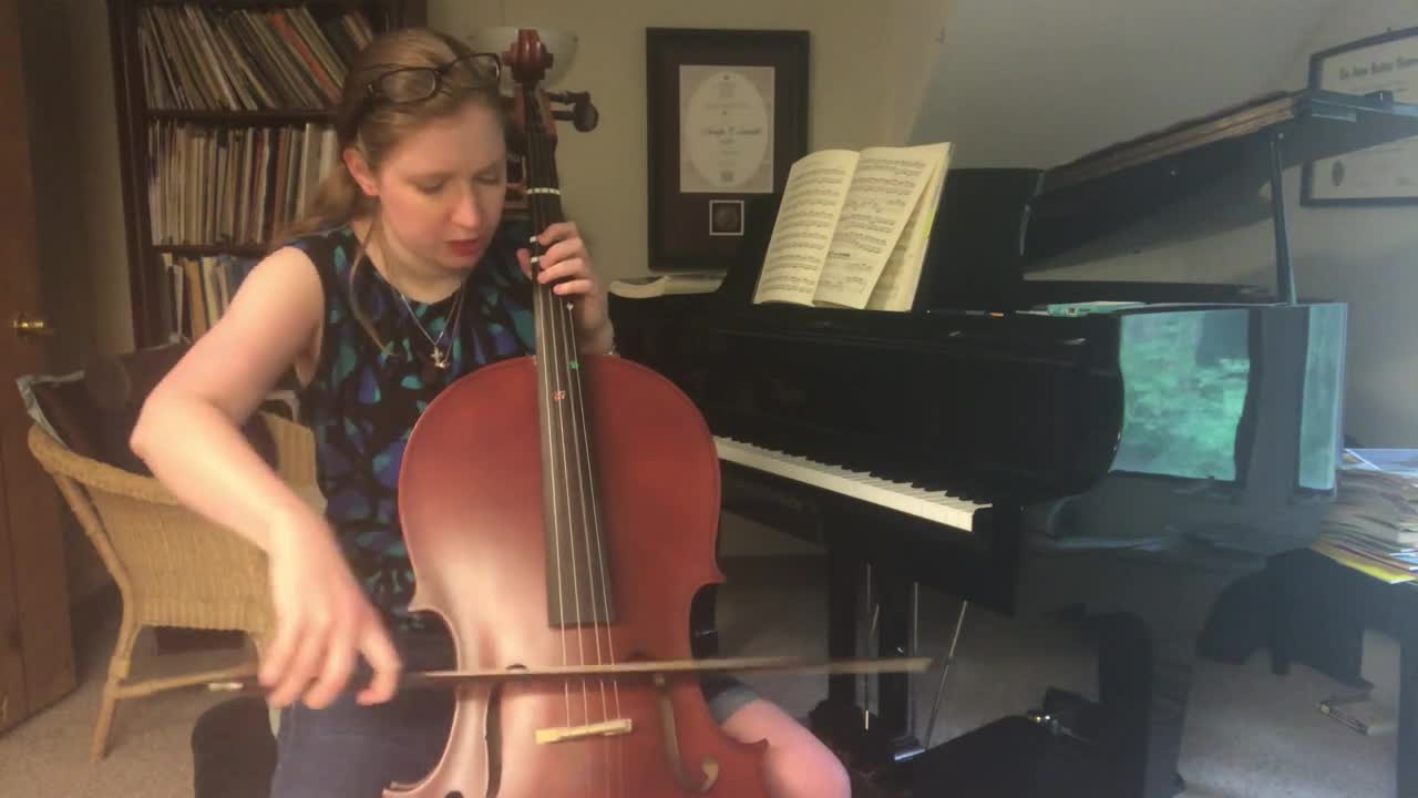 Learning to Play the Cello - Vlog #1