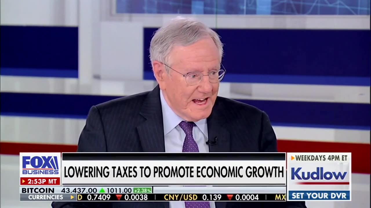 'Never Seen Anything That Bad': Steve Forbes, Larry Kudlow React To New Manufacturing Number