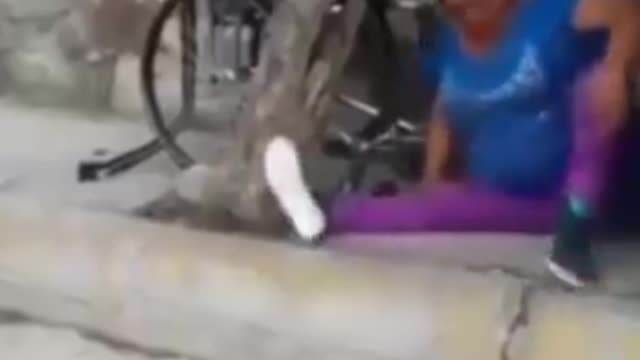 polio women