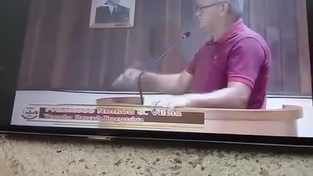 Quer ficar em casa? Fica! Quer respirar mal?! Deixa os outros respirar oxigĂȘnio e trabalhar!