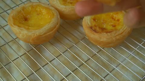 Portuguese crispy eggtart