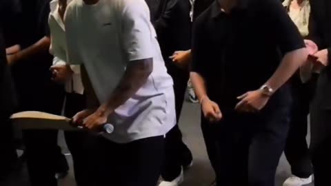 Virat Kohli dance