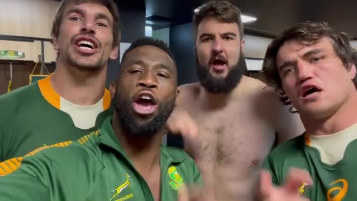 Siya Kolisi and team