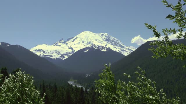 MOUNT RANIER