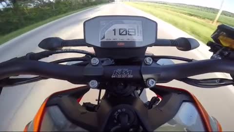 ktm duke 790 top speed