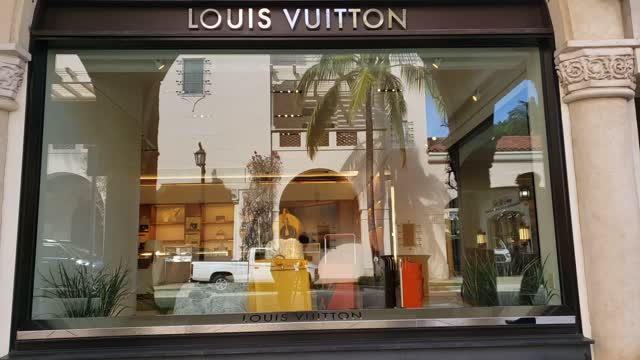 Louis Vuitton - Worth Avenue, Palm Beach