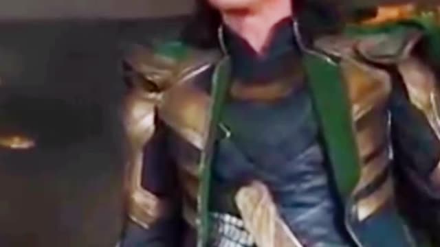 Avengers hulk vs loki fight scenes in avengers 2012 new York city fight #hulk #avengers #shorts