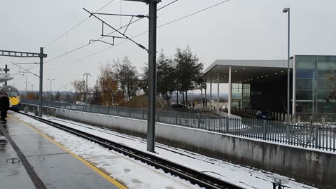 Southeastern Highspeed 12 Coach Arrival From Medway Towns, Kent UK 2022