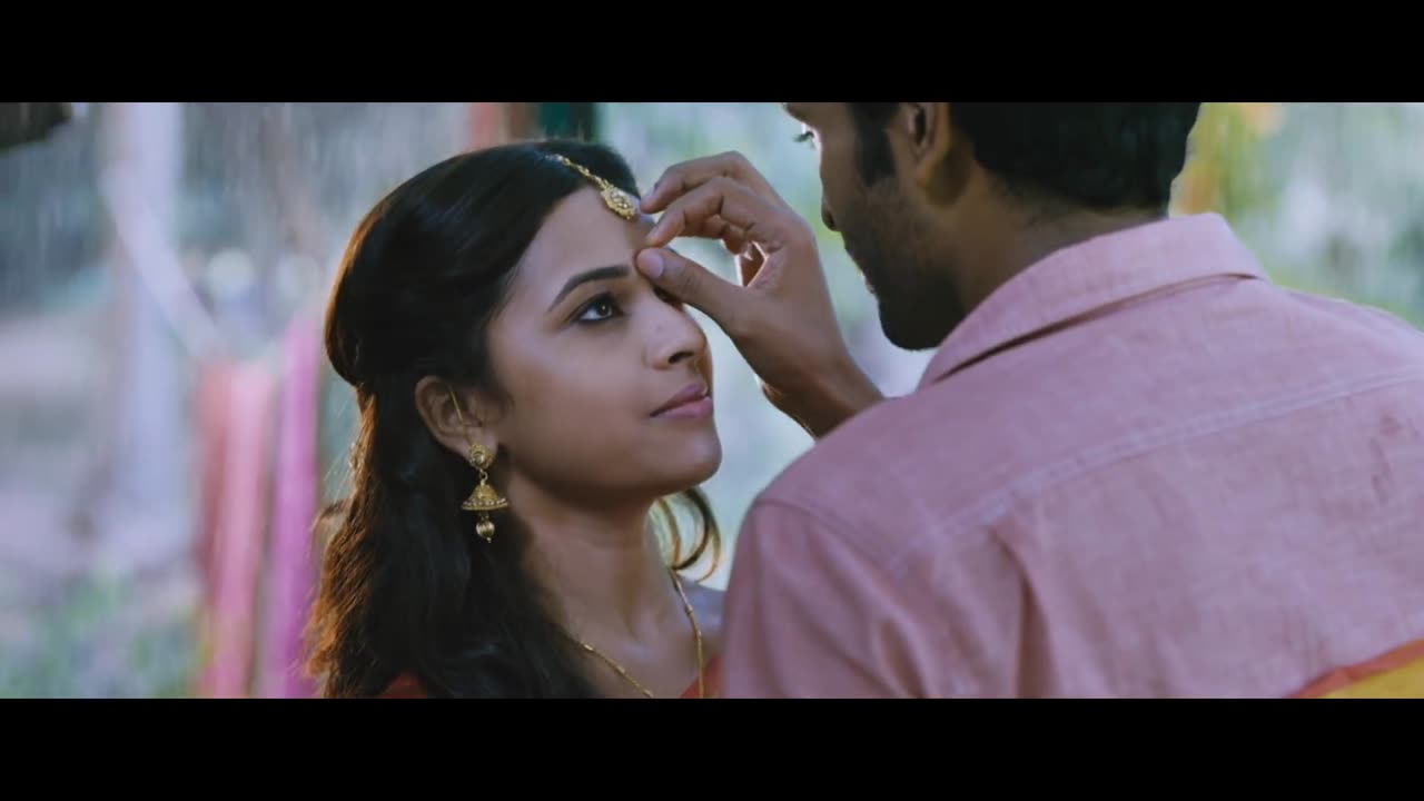 Vellakkara Durai - Ammadi Un Azhagu Video Vikram Prabhu, D. Imman