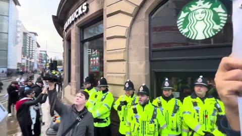 Anti-Israel protesters attack a Starbucks in the United Kingdom