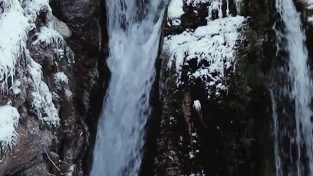 Waterfall video.