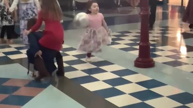 Fun with balloons at Daddy Daughter Dance