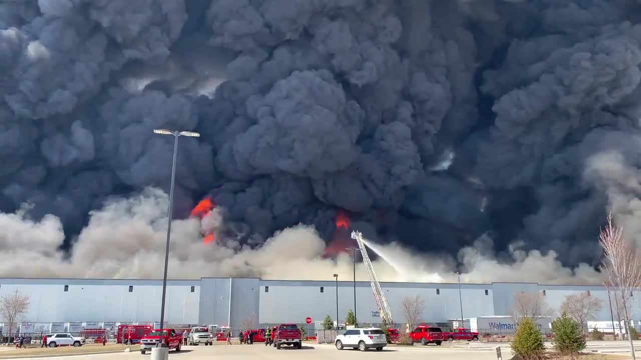 Massive fire at Walmart distribution center in Indianapolis