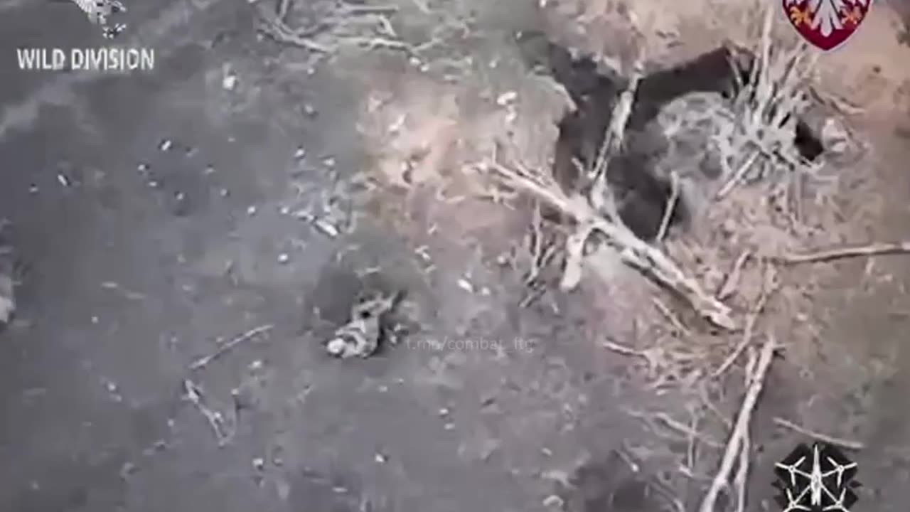 Ukrainian FPV drone hits attack a Russian soldier that's pretending to not be alive