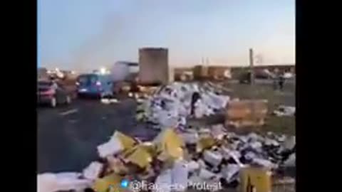 French Farmers destroy foreign produce