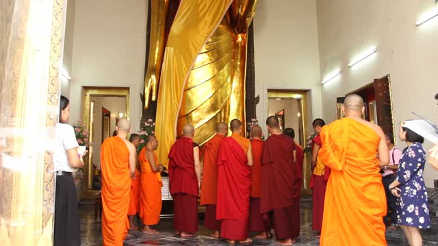 Buddhist monks