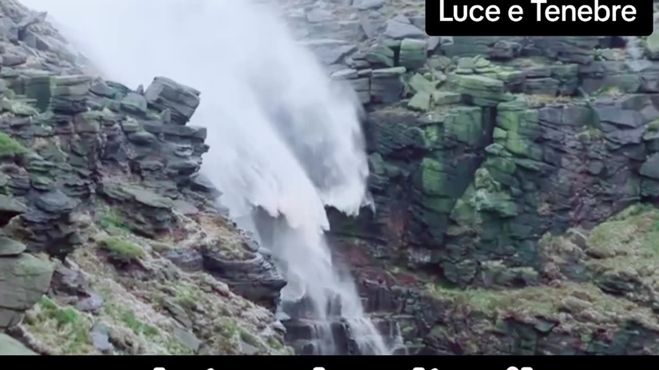 LA TERRA, OLTRE AD AVERE FONTI ENERGETICHE INESAURIBILI, ..