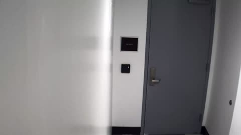 6144RHOBG2G201ABStairwayLobbyEntry_2021-01-06_21h40min03s237ms.mp4