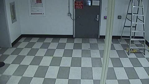 6069RHOBG3G303ALobbyEntrance_2021-01-05_23h20min02s437ms.mp4