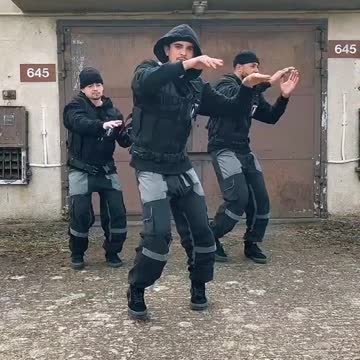 This mix is SICK! DC - Moi