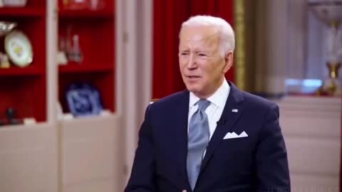 Μπάιντεν: Ο Πούτιν θα εισβάλει στην Ρωσία