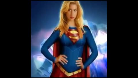 Supergirl cosplay