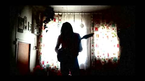 Susien keskellä (remix) - Indy Angel