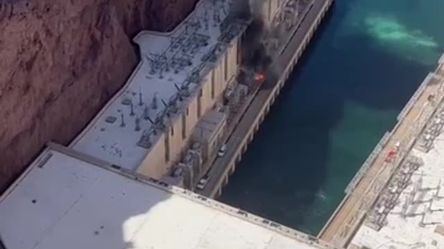 NOW - Explosion at Hoover Dam in Nevada, USA