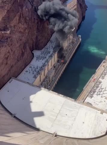 NOW - Explosion at Hoover Dam in Nevada, USA
