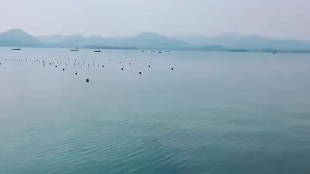 Clear waters and green mountains