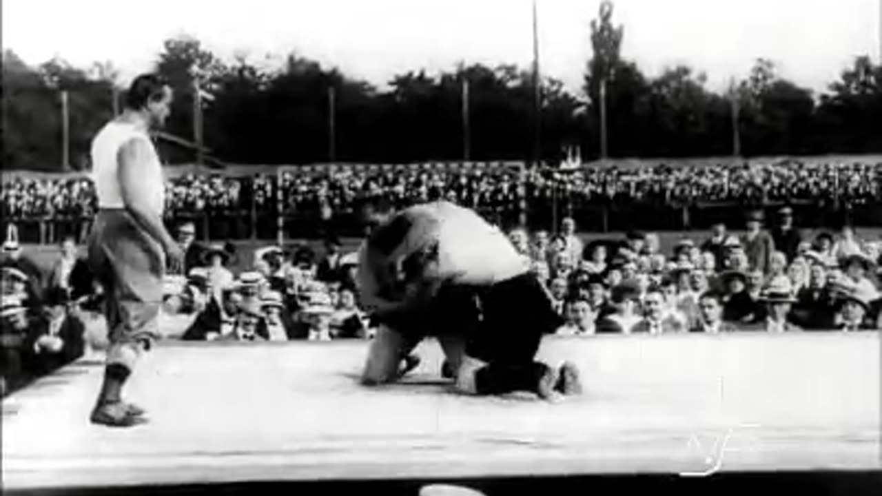 (1913) Gustav Fristensky vs Josef Smejkal - Oldest Professional Wrestling Match Footage
