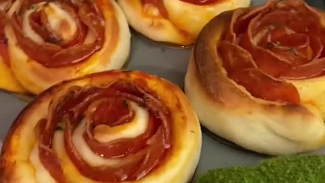 Roses bread