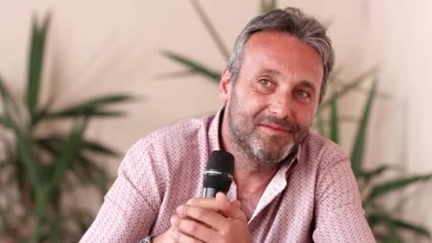 I COMPOSTI CHIMICI NELLE MASCHERINE CHE DICHIARATAMENTE NON PROTEGGONO DAI VIRUS