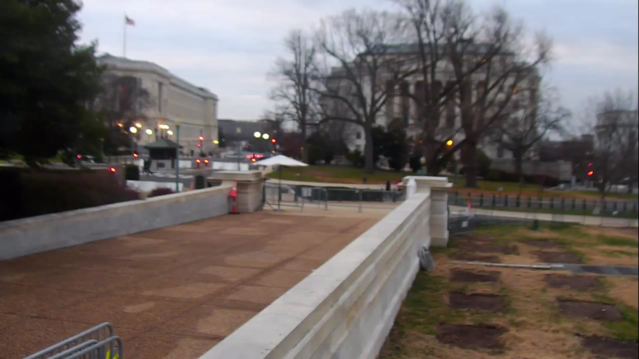 Camera0915USCG00UpperTerraceSE_2021-01-06_Starting_at_07h40min01s617ms.mp4
