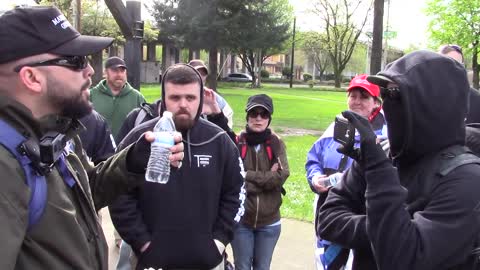 AntiFa Protester Gets Schooled On The Gadsden Flag After Calling It Racist