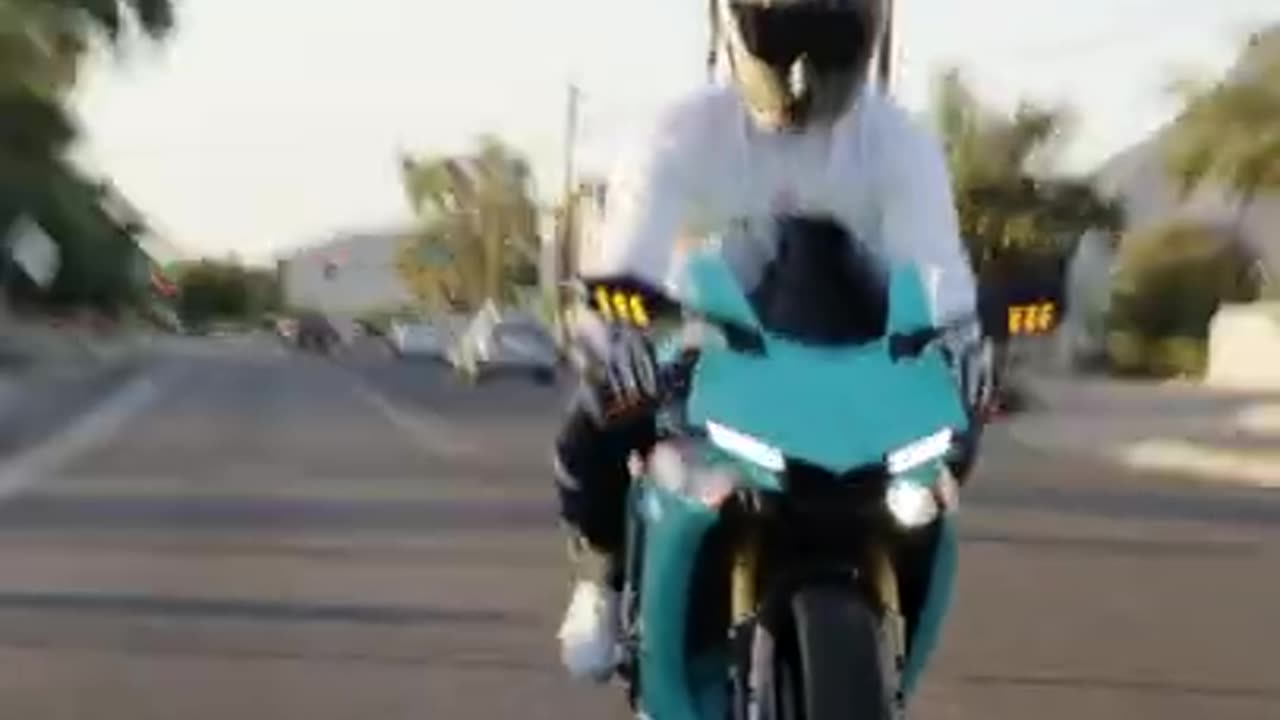 Would you take a Yamaha R1 or R6_
