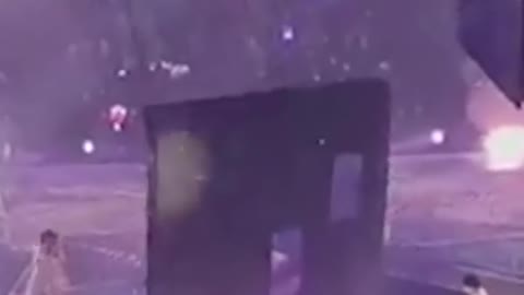 Giant Screen Collapses At Boy Band Mirror's Hong Kong Concert