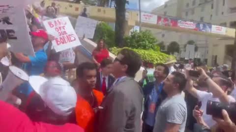 Alex Stein confronts protestors outside the Tampa Convention Center!!