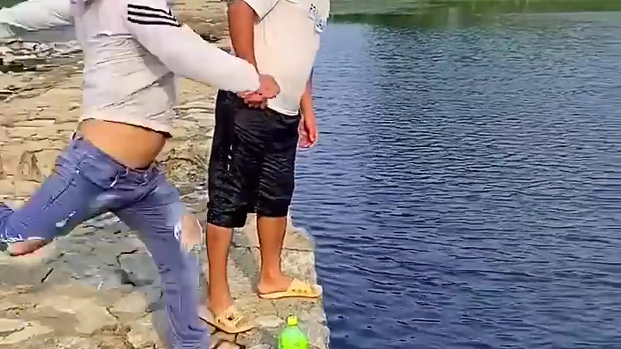 funny video's subscribe for more video's