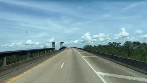 MOBILE RIVER AT I 65 NORTH ALABAMA USA