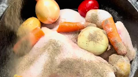 ##Taşınabilir Fırında Tavuk Nasıl Pişer Camping Dutch Oven chicken cooking