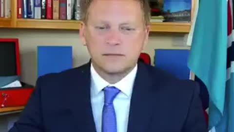 Watch 👀 Pro-vaccine passport UK Transport Secretary Grant Shapps decides to run for PM.