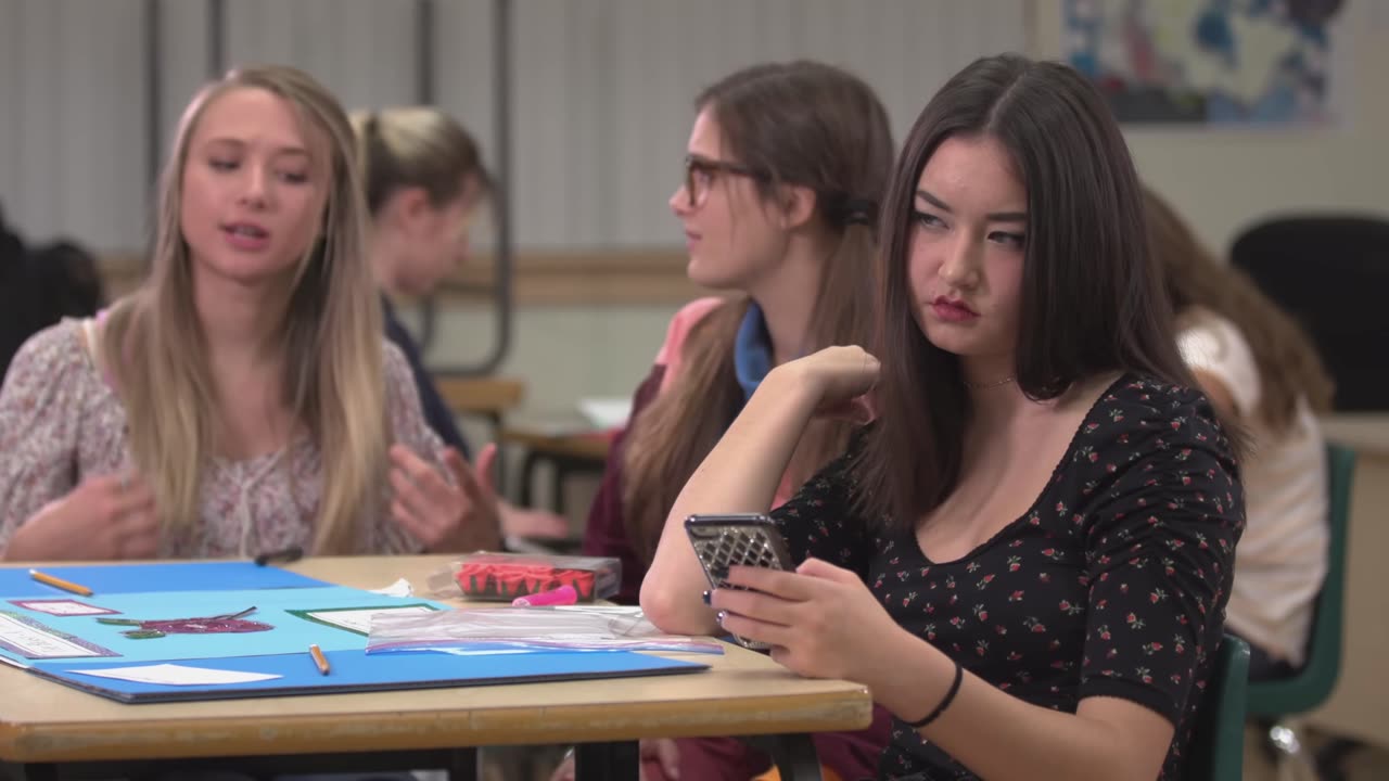 The Girl Without a Phone - a Beauty and the Beast Story