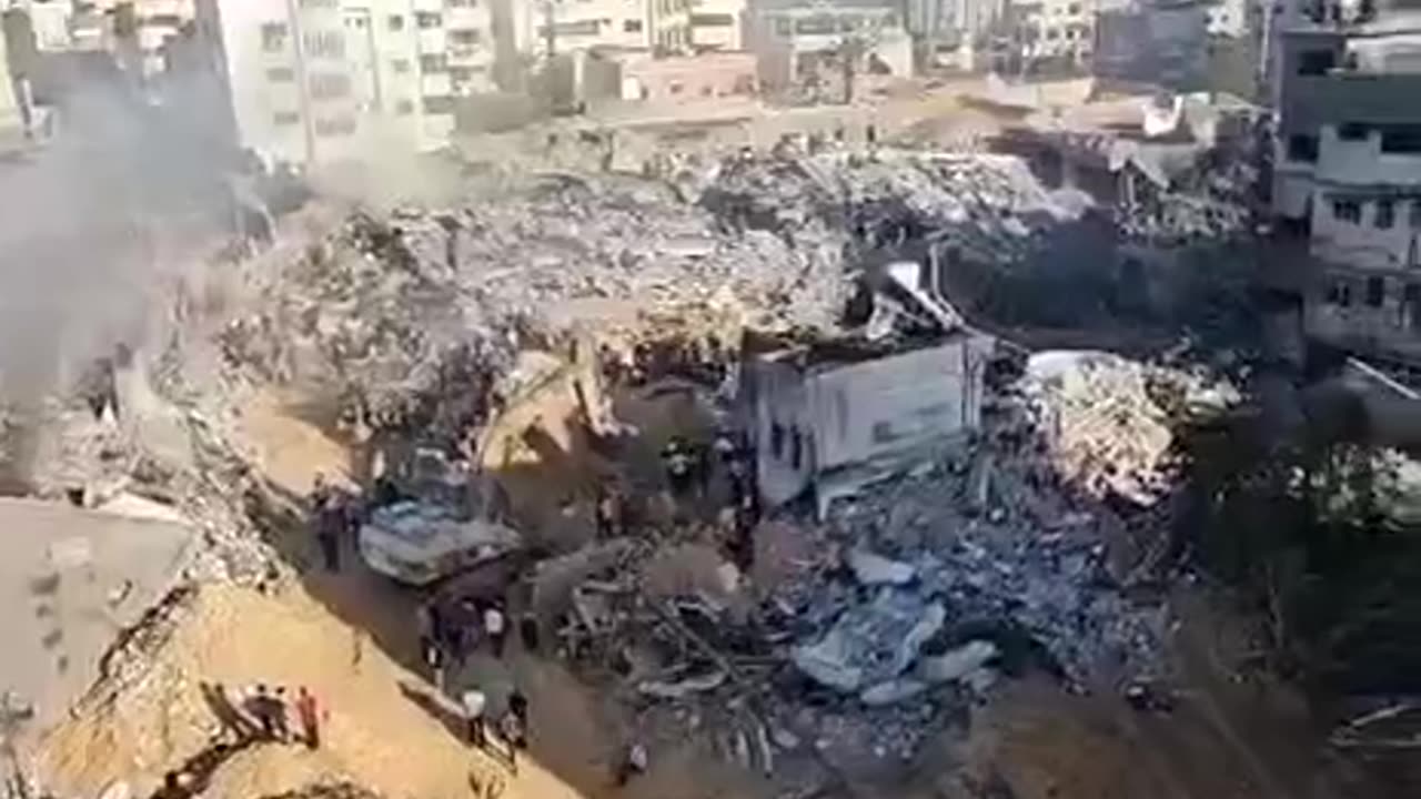 Israeli bombing in Khan Younis, Gaza