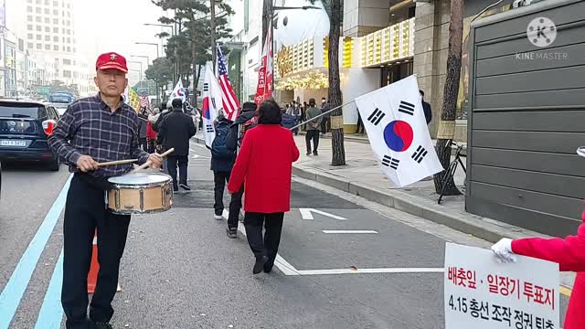 #FreedomRallyAgainstProChinaCommunists#SolidKoreaUSAlliance#GodBlessFreedomFighters#MarchForFreedom